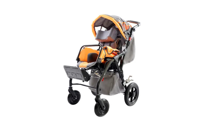 YK8001满足多功能调节需求，为孩子提供舒适和安全的乘坐体验。